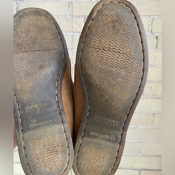 Tan Sperrys - Picture 7 of 7
